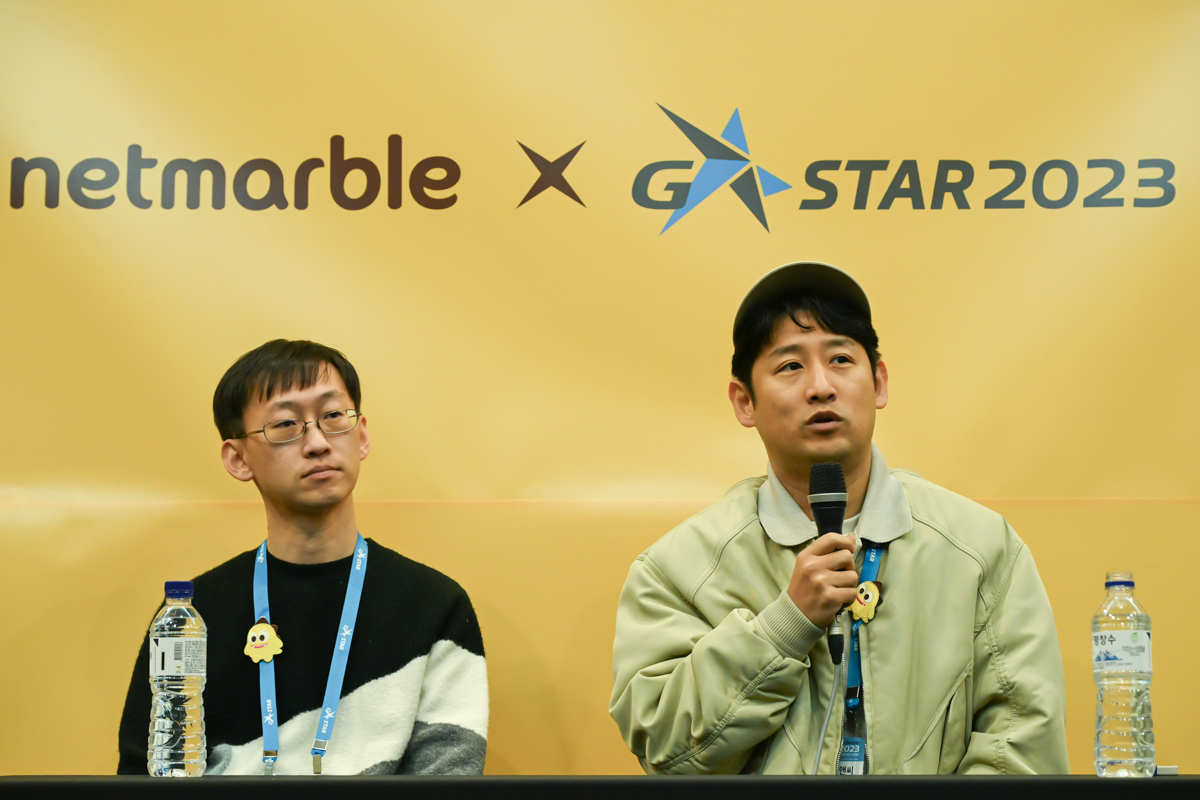 왼쪽부터 넷마블 김남경 사업본부장, 넷마블에프앤씨 구도형PD 