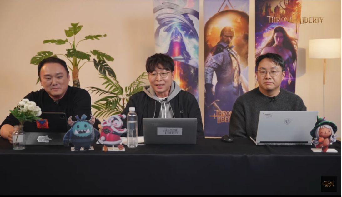 왼쪽부터 안종옥 프로듀서, 최문영 개발총괄, 이문섭 디자인 디렉터