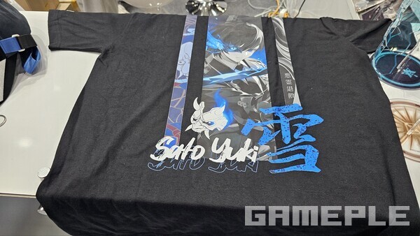 굉장히 인상적인 감성의 유키 티셔츠