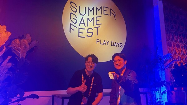 지난 '서머 게임 페스트' 현장에서 만난 넥슨게임즈 이범준 PD(좌)와 주민석 크리에이티브 디렉터(우). 당시 현장에서는 많은 해외 미디어들이 퍼스트 디센던트에 대한 큰 관심을 보였다.