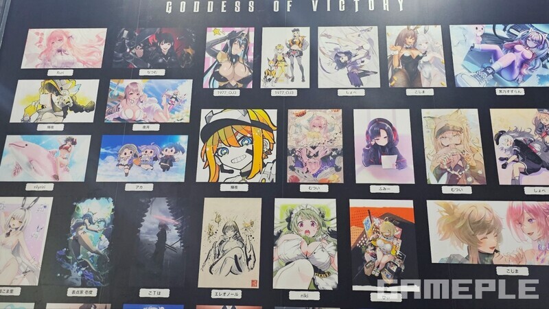 지난 콘테스트에 선정된 니케 팬아트들도 부스 벽면을 수놓았다