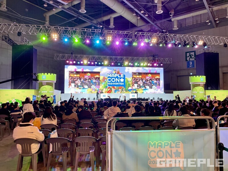 현장 관람객들의 뜨거운 참여 열기