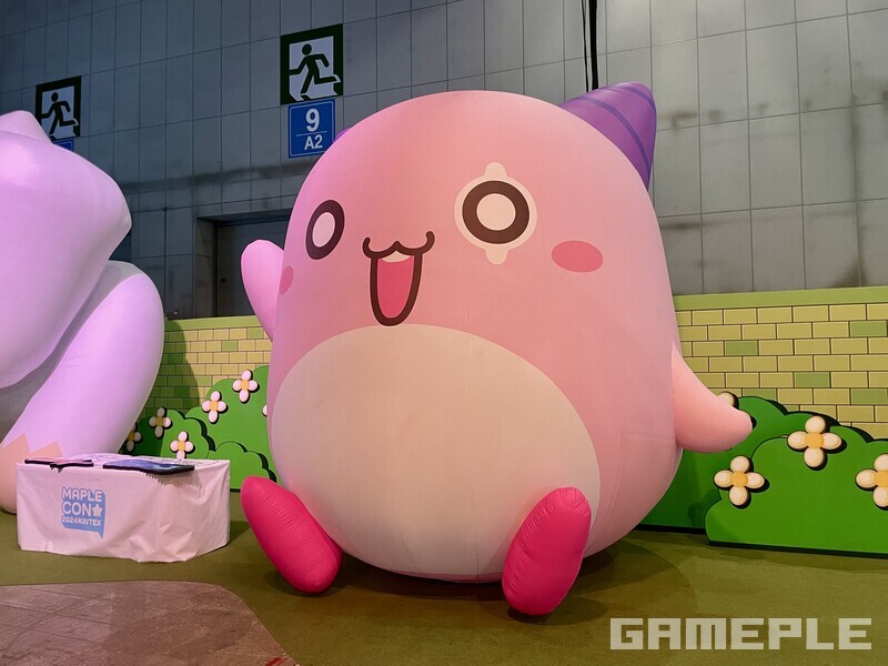 메이플스토리 대표 인기 보스(?) 핑크빈 포토존