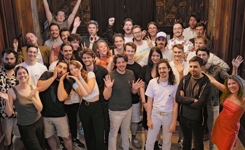 '33원정대'를 개발한 샌드폴 인터랙티브 직원들