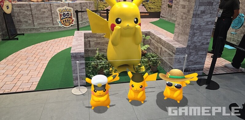 피카츄와 피카츄들의 스냅샷 한 컷